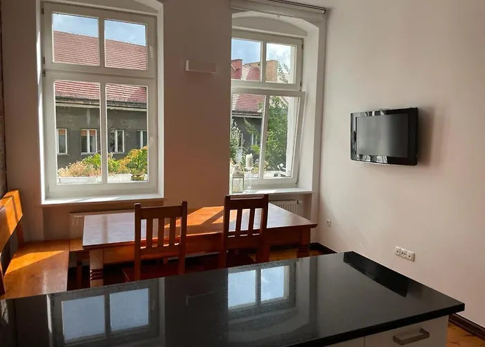 Lägenhet Uroczy 97m2 W Samym Centrum Wroclawia